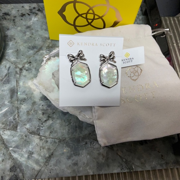 Kendra Scott Daphne Bow Silver Drop Earrings (Iridescent Crystal Ivory Illusion) - Picture 5 of 5